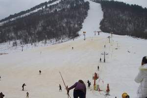 【学生立减150元】武汉到神农架滑雪温泉2日 雪质功能规模优